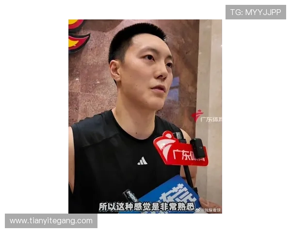 胡明轩：从青年才俊到篮球明星的成长之路与未来展望