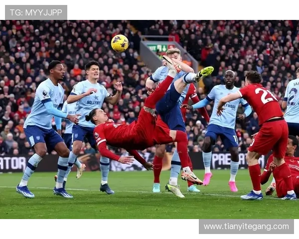 伯明翰对阵布伦特福德精彩赛事直播全程回顾与分析